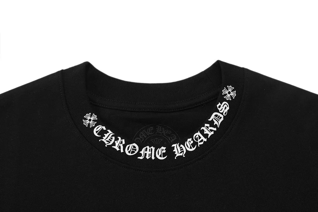 P150 Chrome Hearts 2026 early spring new style Breast pocket Thread printed logo Uniform short-sleeved T-shirt for men and women · Customized 300g 100% double yarn pure cotton fabric · Custom dyed 32 count double-strand thread · Collar label, hangtag, main mark and three labels complete Color: Black Size: XS S M L